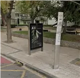 Marquesina publicitaria en Riera Miró esquina Dom Bosco, Reus